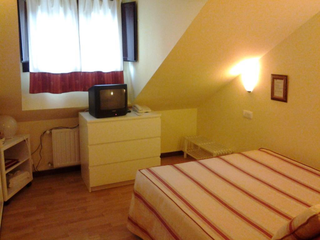 Hotel Foronda Pando  Δωμάτιο φωτογραφία